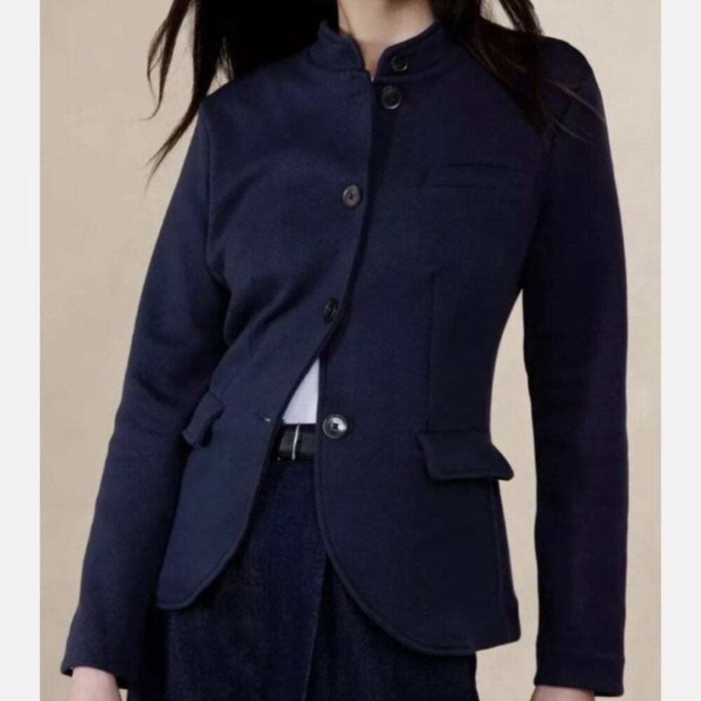 Banana Republic Factory  Woman’s NAVY BAND-COLLAR KNIT BLAZER size S